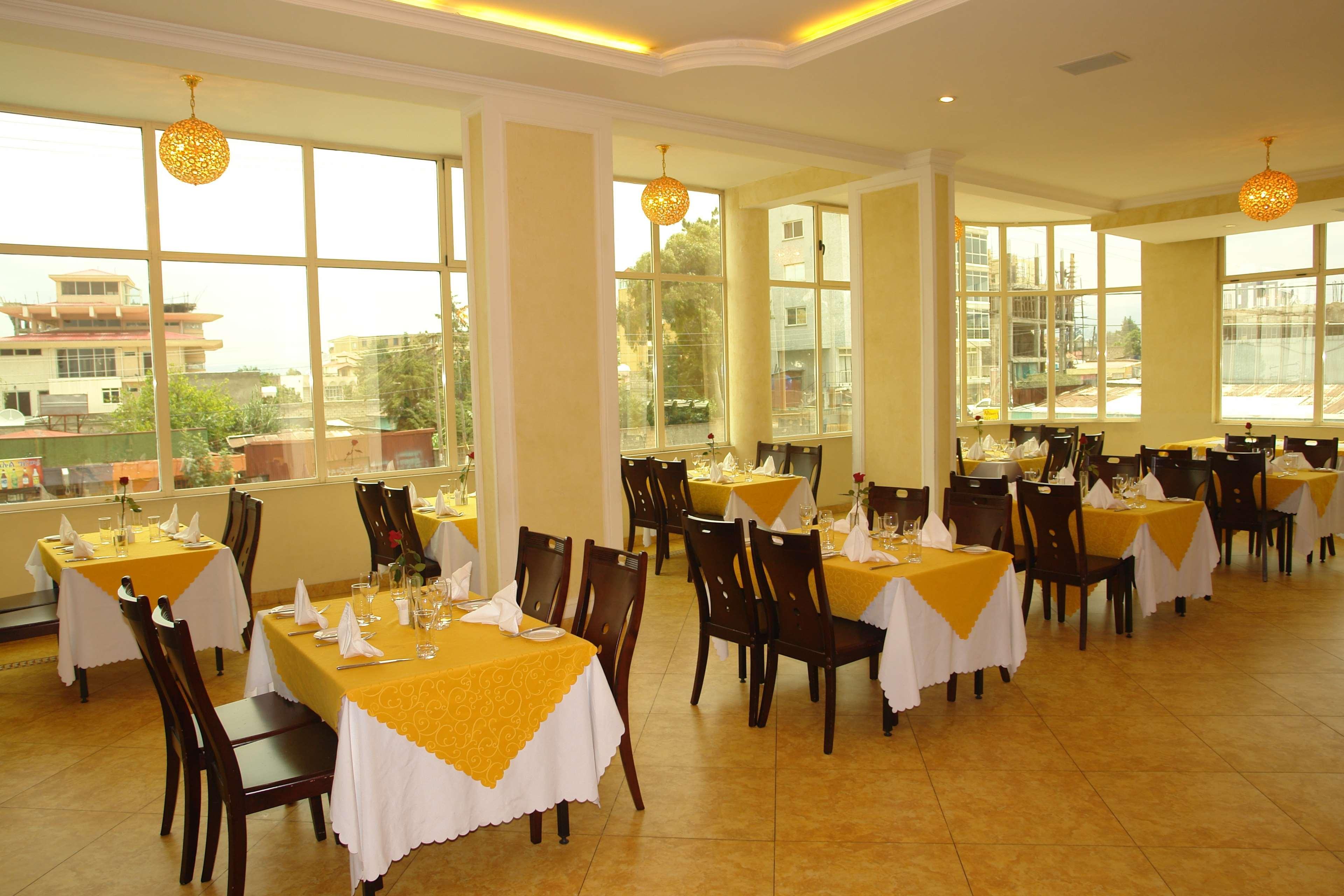 Dreamliner Hotel Addis Ababa Bagian luar foto